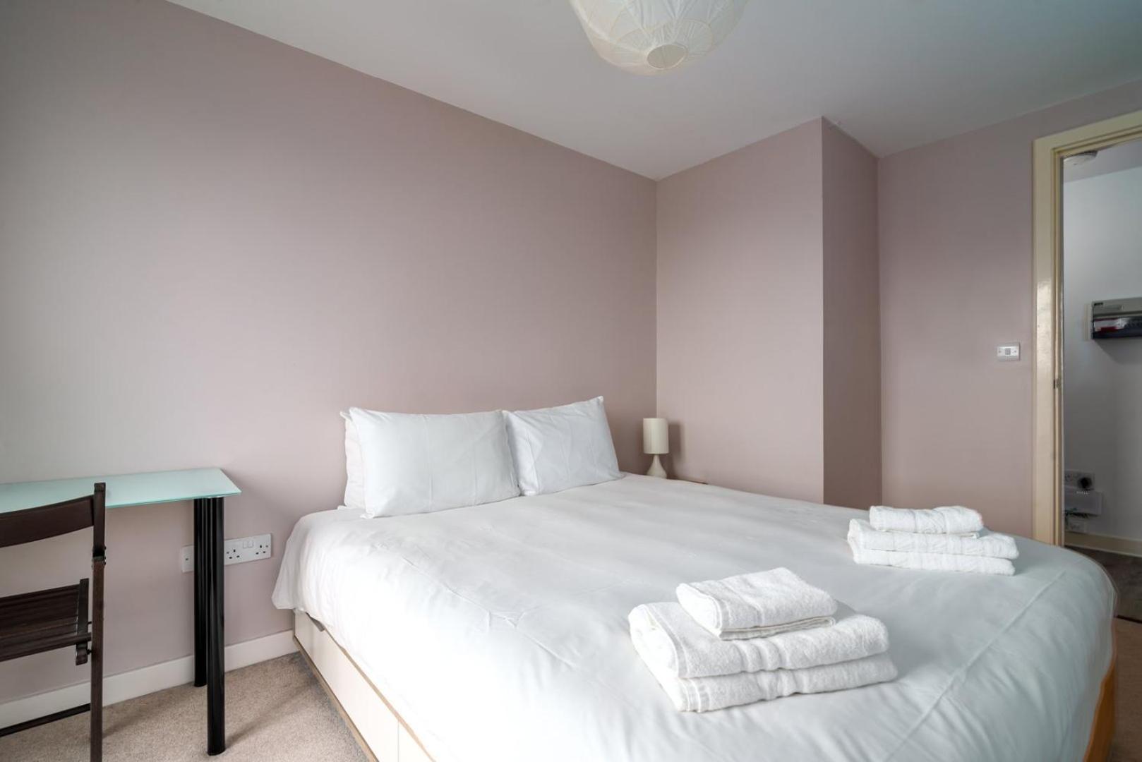 Guestready - 1 Bed Apt With City Views, Vauxhall Lägenhet London Exteriör bild